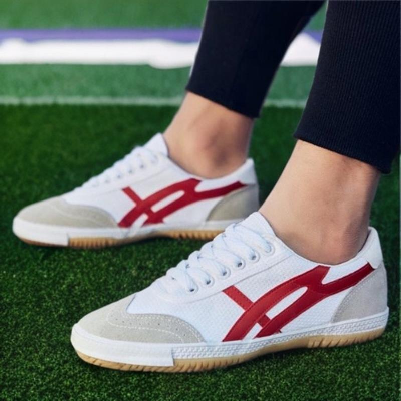 Giày bóng đá Bata Chính Hãng Warrior Siêu Phủi - 2EVSPORT (gồm tất)