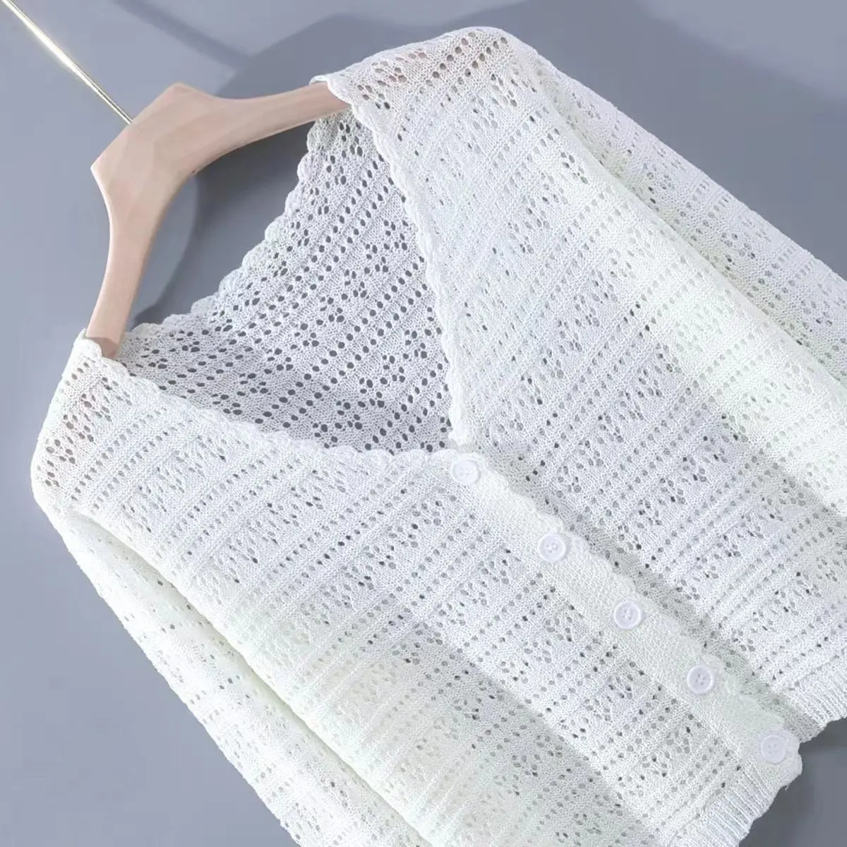 Women's Cardigan Summer Knitted Thin Jacket Long-Sleeved Short Hollow Sunscreen Shawl Thin Outer Match