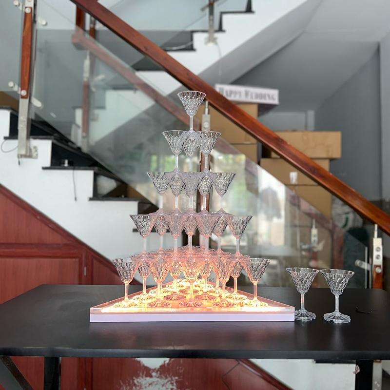 Tháp ly xếp 5 tầng sang trọng 1