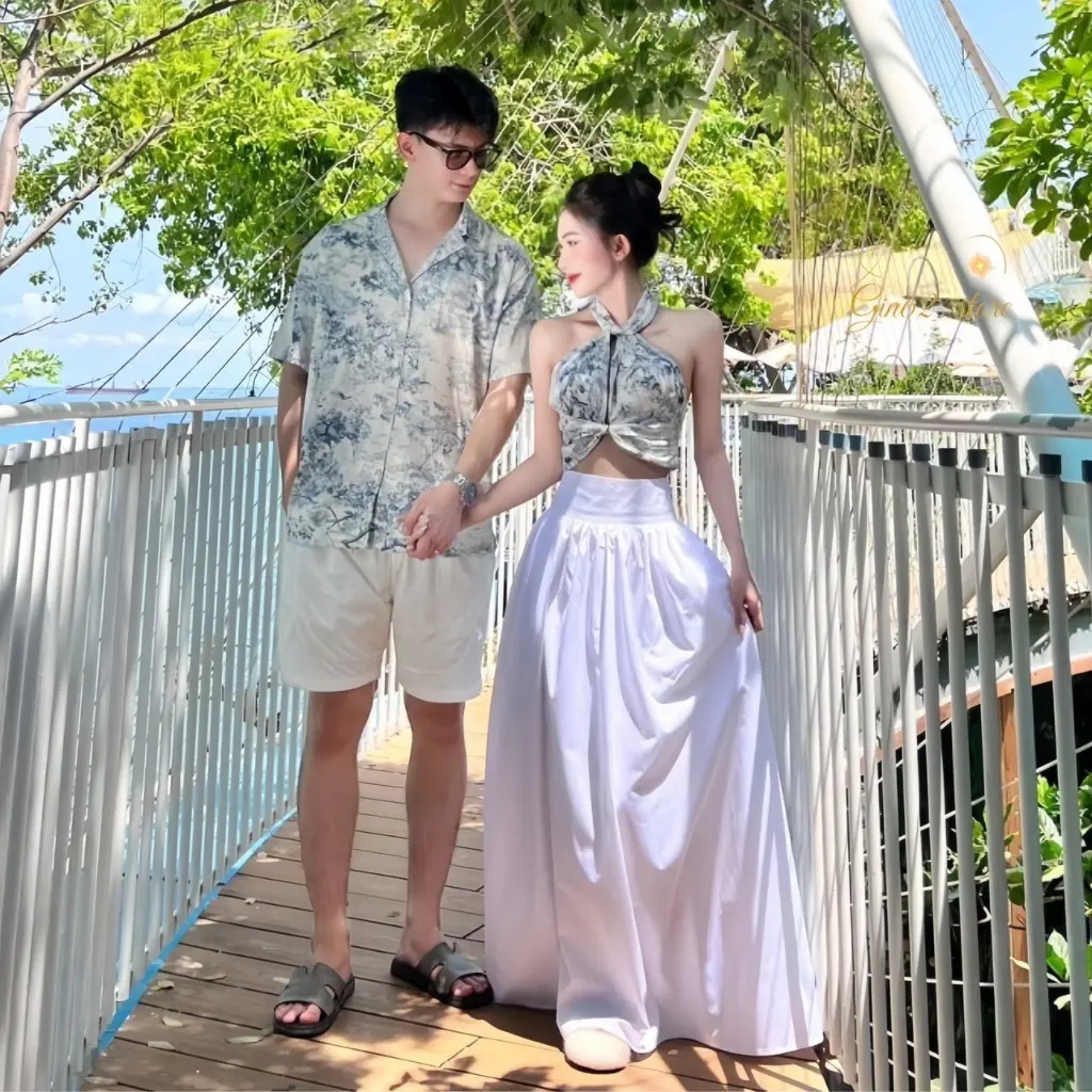 Set Đồ Đôi Váy Nữ Maxi Mix Áo Yếm Nữ Thắt Nơ Kết Hợp Áo Sơ Mi Nam Chất Vải Lụa Siêu Mềm Mát