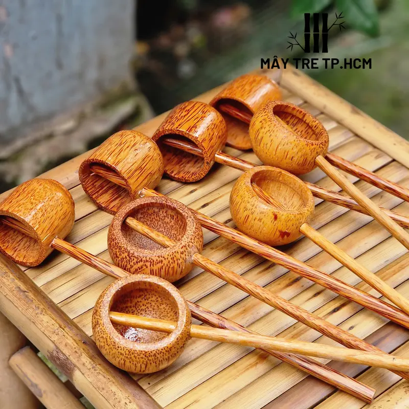 Cống múc rượu bằng gỗ dừa bến tre, gáo múc rượu, gáo múc nước trang trí chụp hình làm decor 5