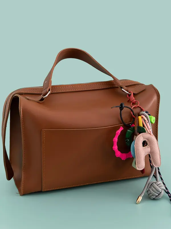 Letter Designed  Bag Charm, Fashionable Bag Keychain for Women & Men, Trendy All-match Bag Accessories for Birthday Gift 4