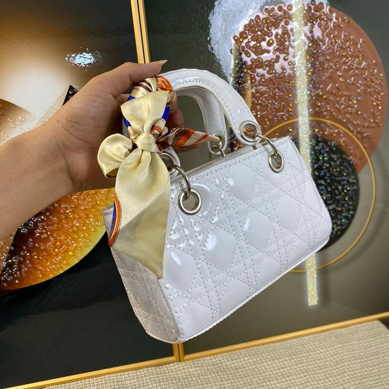  Túi xách nữ cầm tay đeo chéo dáng ngang size 20cm Trần chỉ ô trám   tặng kèm khăn lụa 20k   
