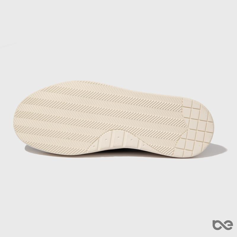 Giày lười nam Bentoni Menly Slip-on màu Đen làm từ da bò nhẹ êm với đế cao su đúc êm ái 5