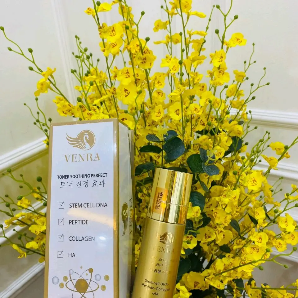 Hương Thảo group toner tế bào gốc giúp cân bằng ph trên da và cấp ẩm cho da