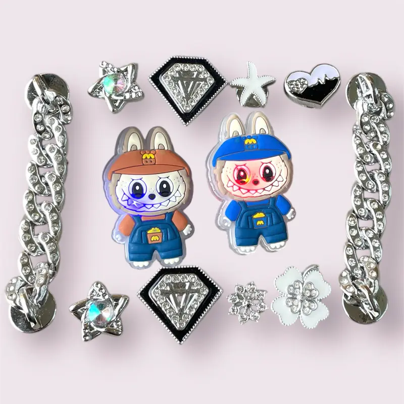 Bộ 10-12 sticker gắn dép sục, bộ charm labubu dèn hottrend xinh xắn 5