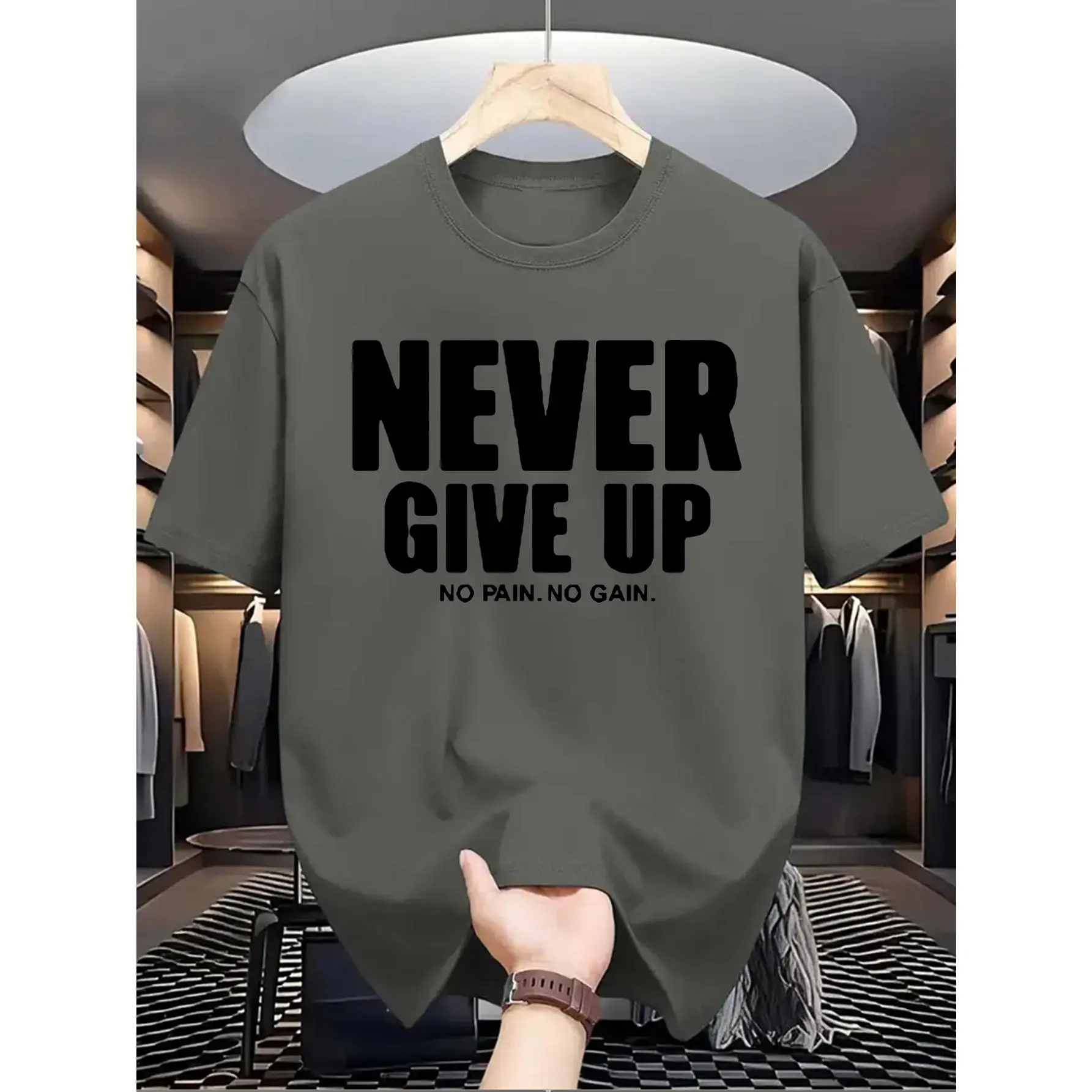 Men's Casual round Neck T-shirt, Printed with the Words "Never Give up", Polyester Knitted Fabric, Slight Elasticity, Regular Version, Summer Short Sleeve T-shirt, Suitable for Daily Wear