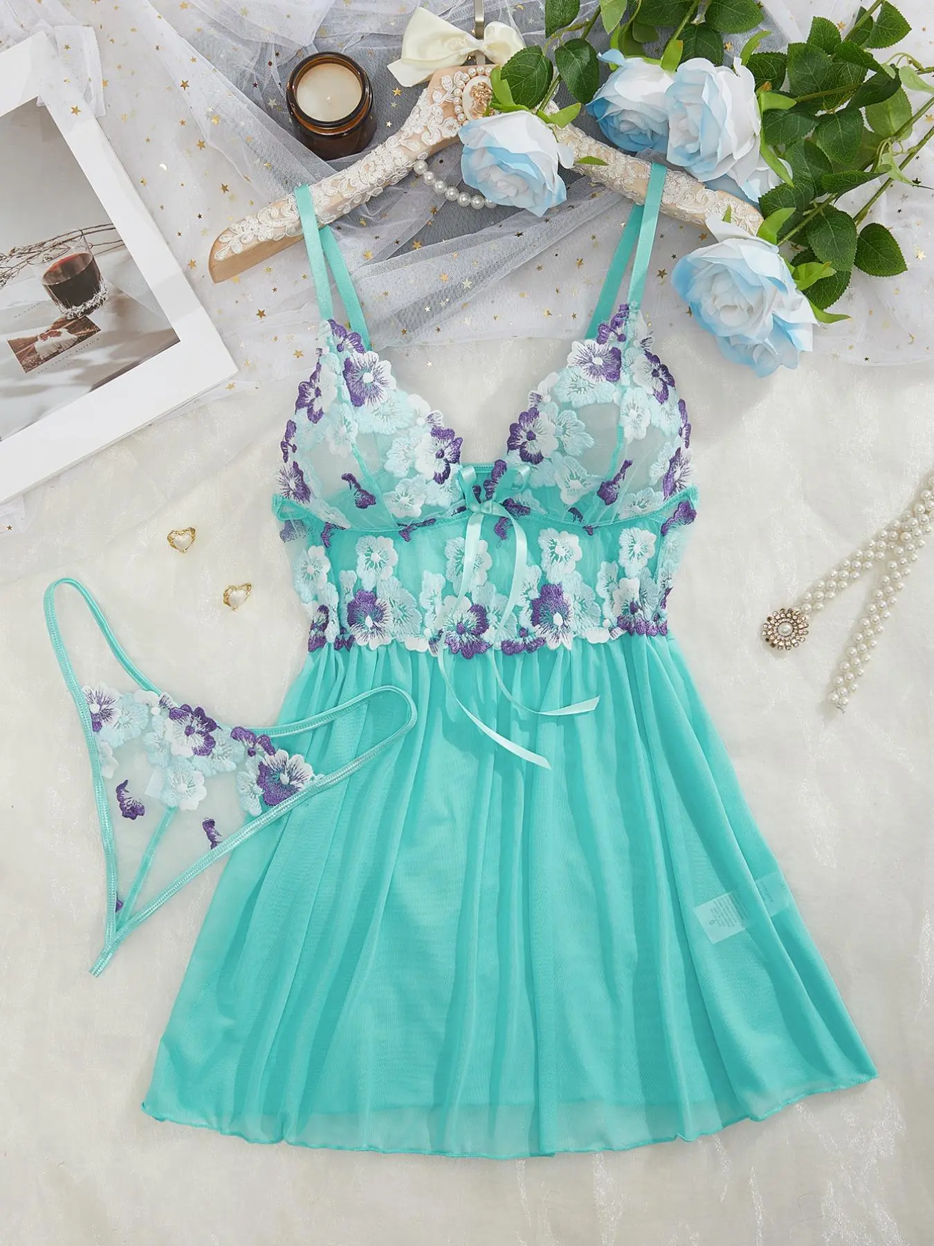 【Plus Size】 Floral Embroidery Sheer Cami Nightdress & Thong Sexy Lingerie Set, Cute Elegant Adjustable Strap Bow Front Nightgown & Panty, Women's Lingerie & Underwear Set for All Seasons