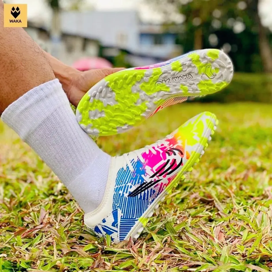 Giày đá bóng cổ cao VAPORRR 13 PRO đế cao su tự nhiên dành cho sân cỏ nhân tạo do WAKA sản xuất (khâu full đế) Giày Thể Thao Đá Banh Sport Thể Dục Chống Trơn Trượt