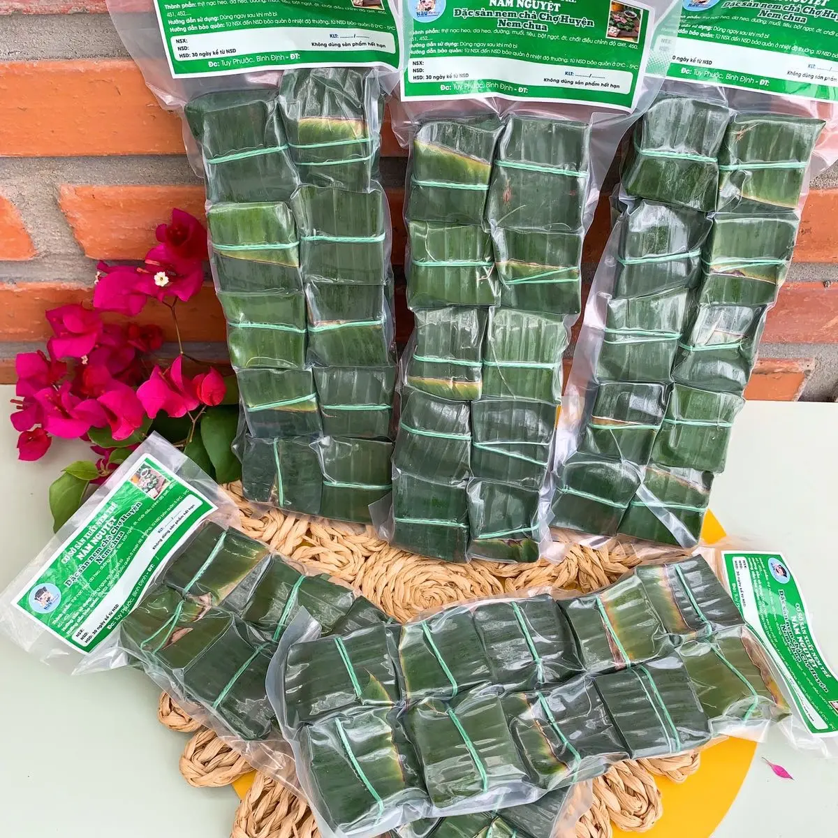 Combo 50 Chiếc Nem Chua Bình Định, Nem Chua Lá Ổi, Đặc Sản Bình Định (NEM KHÔNG CÓ ỚT TỎI) 10 chiếc/ túi. Food