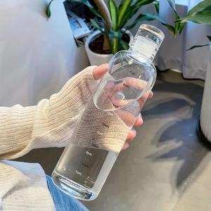 Botella de agua deportiva transparente de 500ML con marcado de tiempo, taza para jugo y leche a prueba de fugas, vaso portátil para escuela y gimnasio, material de polipropileno