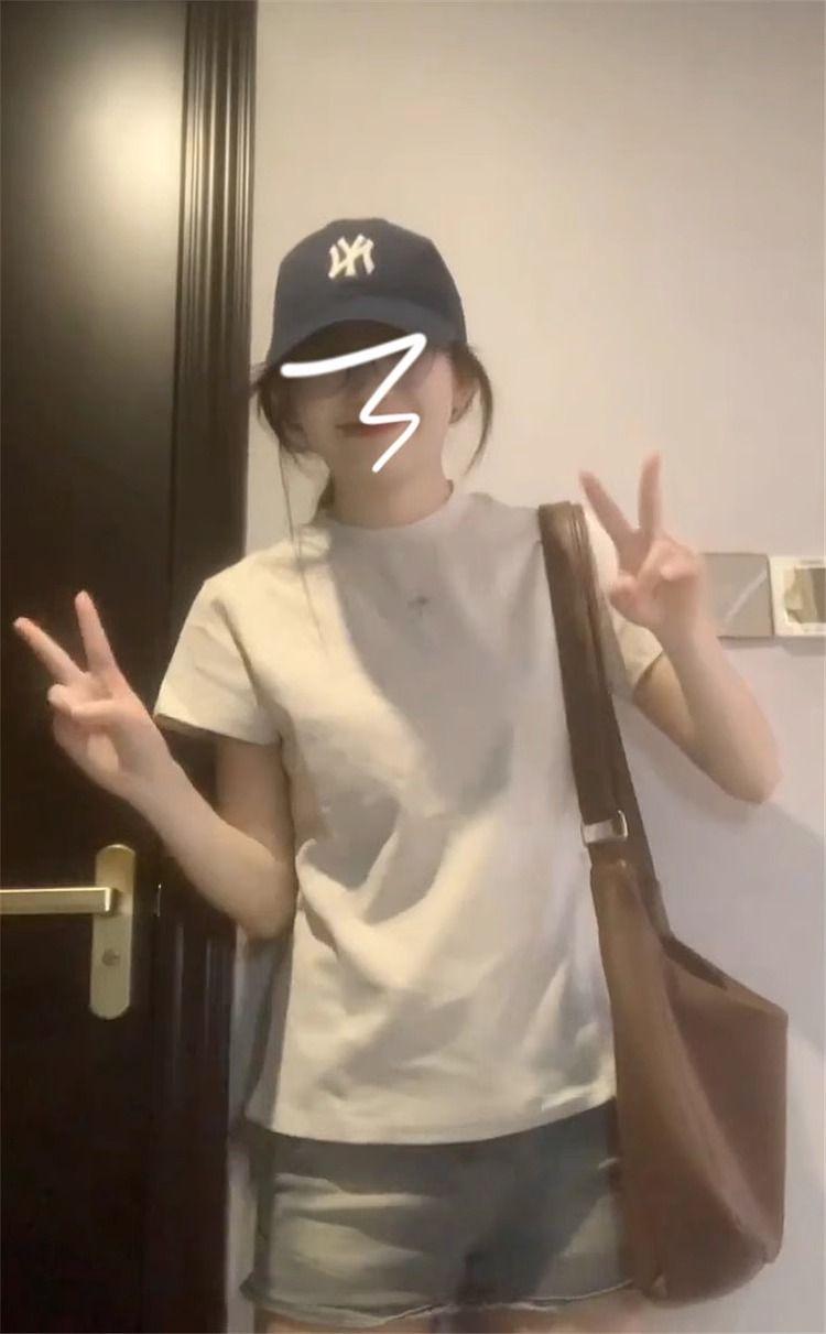Product Introduction of Cotton all-match gray short-sleepted summer WOMEN'S T-shirt new slim fit slim American design casual slim top 6