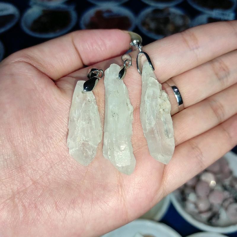 Gantungan Kalung 4