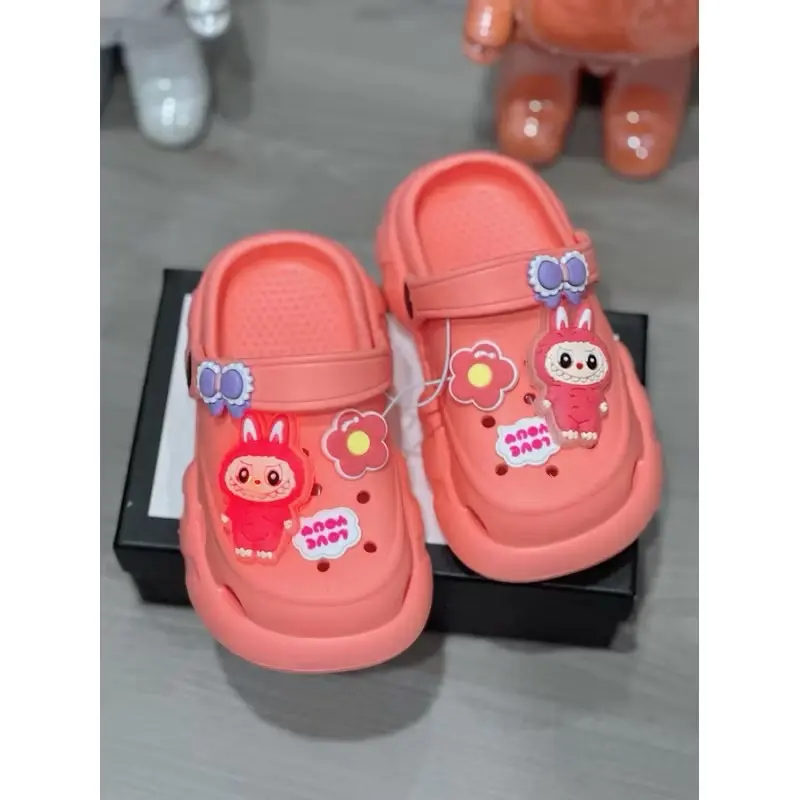 Sục Labubu có đèn led siêu nhẹ 1