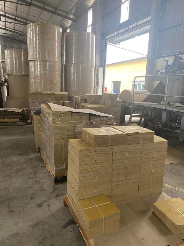 COMBO 5kg Giấy lót lồng chim giấy lót lồng vuông đủ các loại size lồng