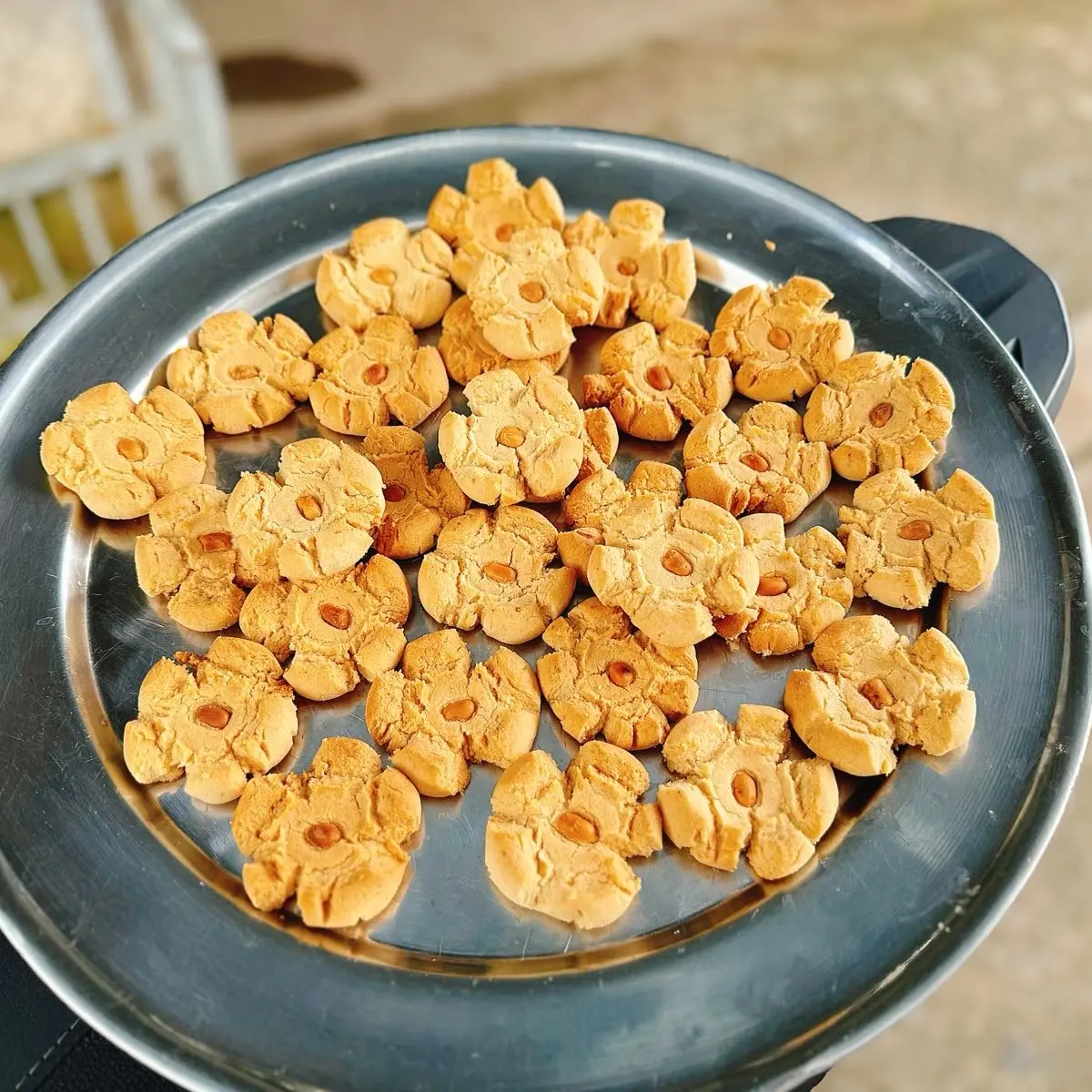 Bánh hạnh nhân nhà làm ( bánh bột đậu mỡ chay)