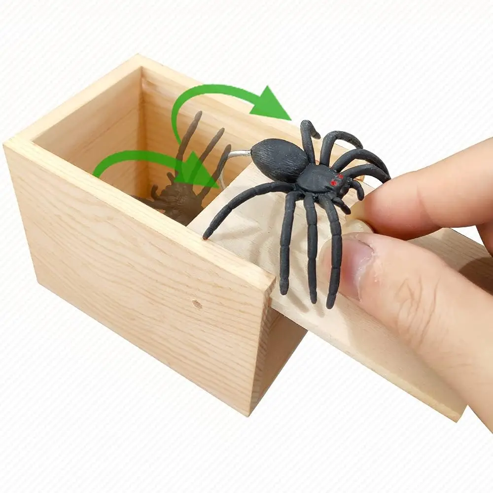 Kotak Jenaka, Buatan Tangan dari Kayu, dengan Labah-labah Getah, untuk Keseronokan Halloween, Keseronokan, dan Jenaka, dengan Kejutan Duit Labah-labah, dalam Kotak Toys