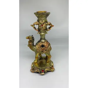 Candle Holder Unta Emas Ukuran 18 Cm x 8 Cm