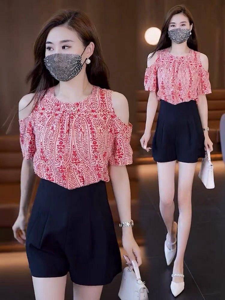 Product Introduction of Áo Voan Hoa, Dành Cho Nữ, Bộ Sưu Tập Mùa Hè 2024, Hàng Mới Về, Thời Trang Và Phong Cách, Áo Trễ Vai, Thanh Lịch, Áo Sơ Mi ngắn Tay Hoang Dã 12