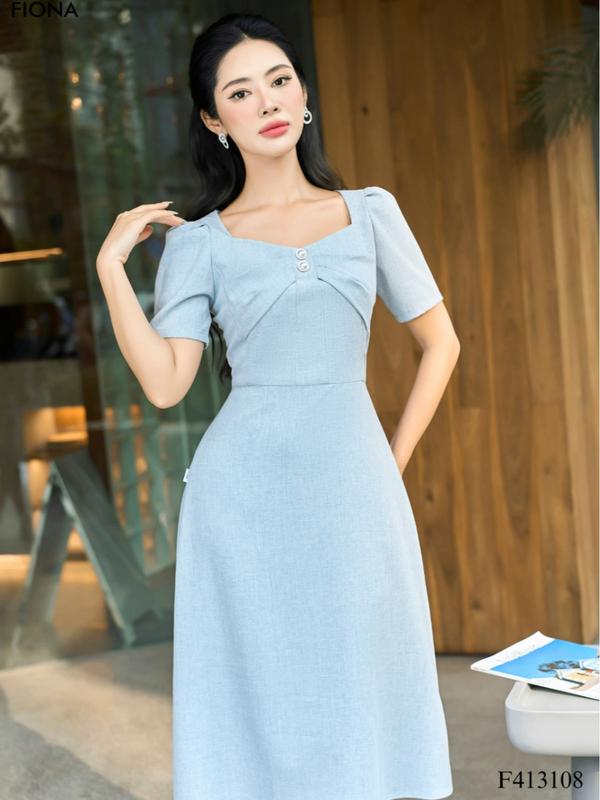 FIONA Đầm nữ dáng A cổ vuông cúp ngực tạo nơ đính cúc trang trí F413108 Dress
