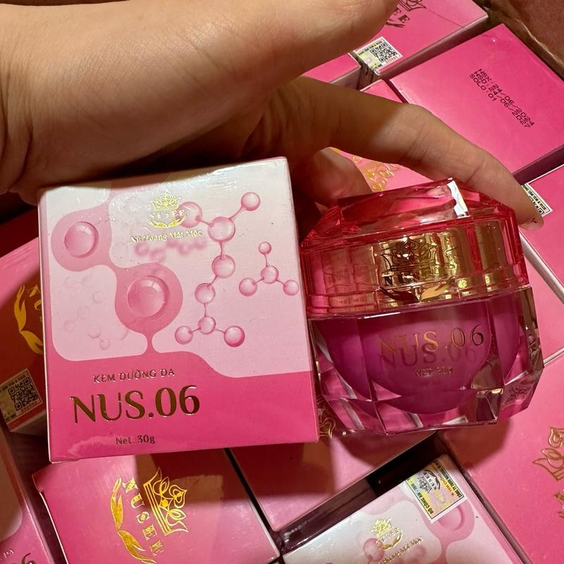 Kem hoa hồng mộc mỹ nhân NUS.06 skincare size to 30g giúp nuôi dưỡng và bảo vệ da -Làm đẹp da