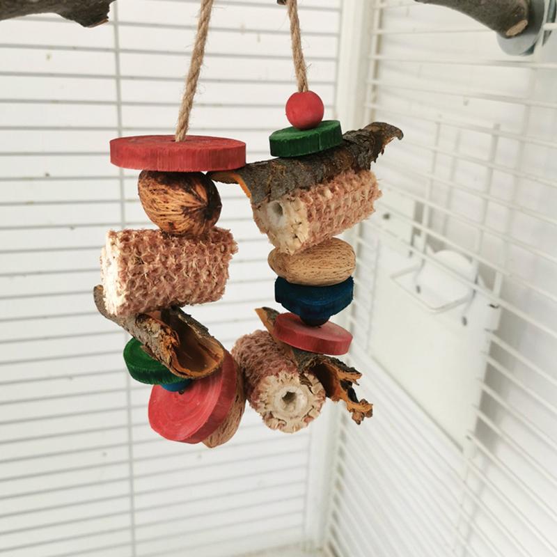 Product Introduction of Đồ Chơi Nhai Treo Cho Chim, Lõi Ngô Tự Nhiên, Bộ Xơ Mướp, Lồng, Phụ Kiện Treo Cho Vẹt Lớn, Vừa Và Nhỏ, Đồ Chơi Cắn 2