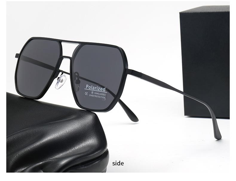 Product Introduction of Men's Day and Night Dual-use Smart Color-changing Polarized Sunglasses Trendy Driving Fishing Special Sunglasses clubmaster  frame  glasses 8