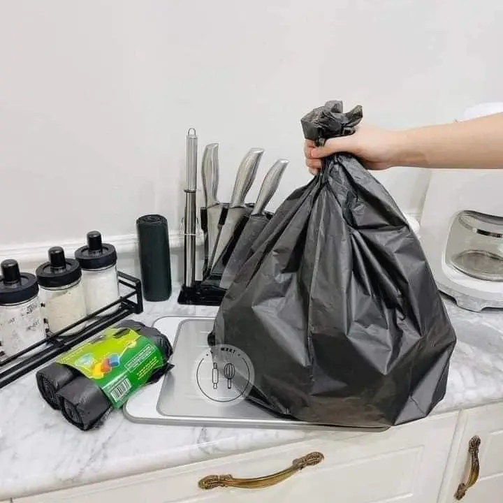 Combo 21 Cuộn (7 bịch) Túi Đựng Rác Tự Phân Huỷ- Bao Rác Đen- Kích Thước Lớn 55x65cm-Kitchen-Thân Thiện Với Môi Trường- Gia Dụng Hương Giang 2