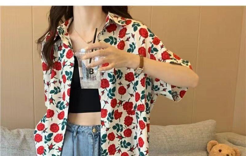Product Introduction of Áo Sơ Mi Hoa ngắn Tay Phong Cách Hồng Kông Cổ Điển Thiết Kế Đẹp Mùa Hè, Áo Sơ Mi Phong Cách Độc Đáo Mới, Dáng Rộng Vừa Vặn, Áo Sang Trọng, Thích Hợp Mặc Thường Ngày 2