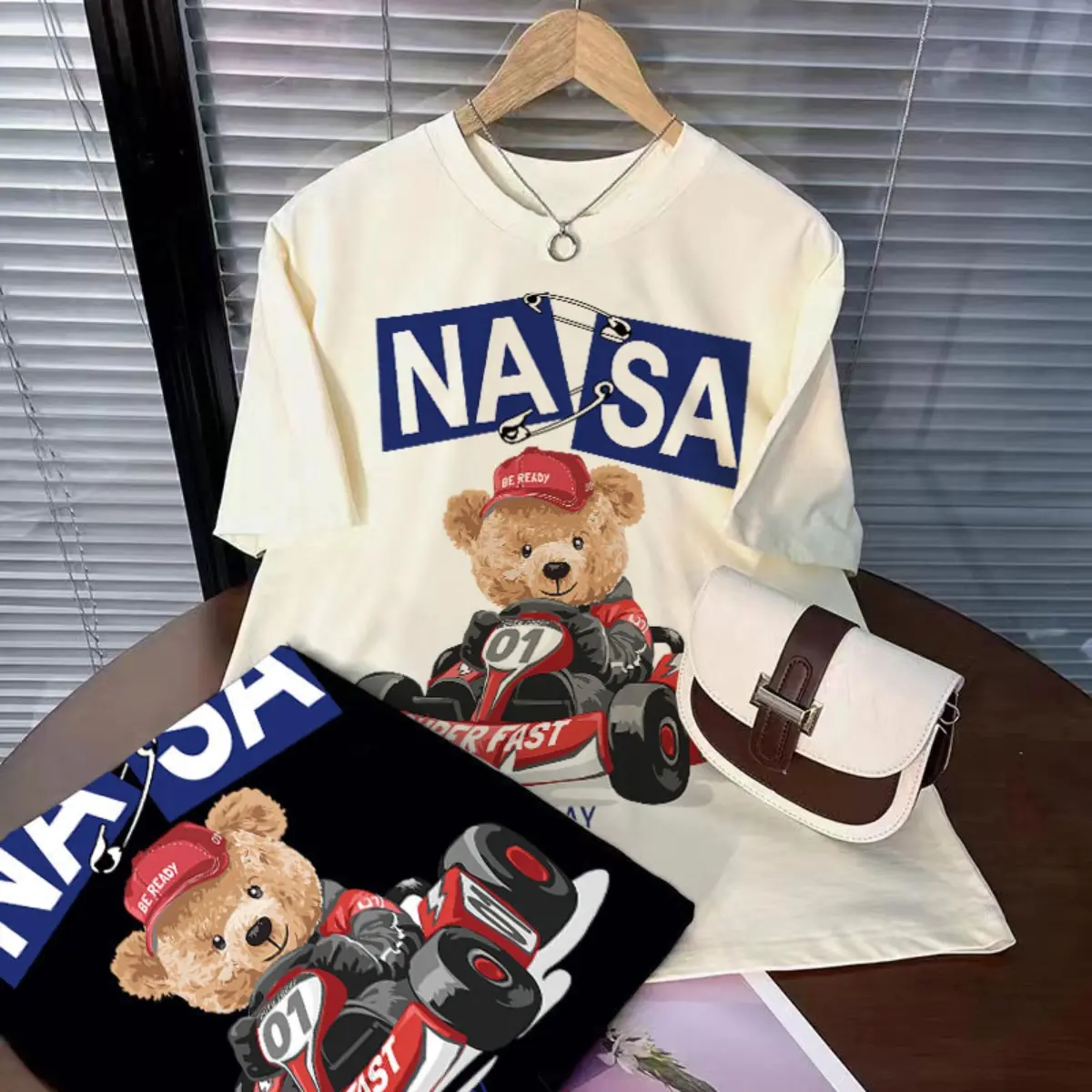 เสื้อยืดแฟชั่นผู้ชาย-ผู้หญิง  เสื้อยืด เสื้อผ้าคอกลม เสื้อผ้าคอนตอนแท้ พร้อมส่ง T8009 Man Clothing