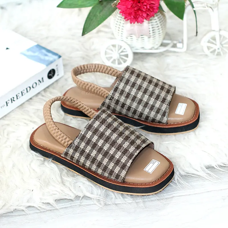 Sandal anak selop flat anak tali belakang motif kotak - VALERY KIDS Fashion Kaki 1