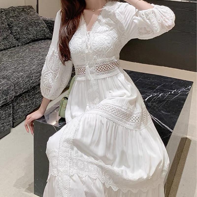 Gaun Wanita, Renda Putih, Gaya Retro dan Vintaj, Panjang Max - TikTok ...