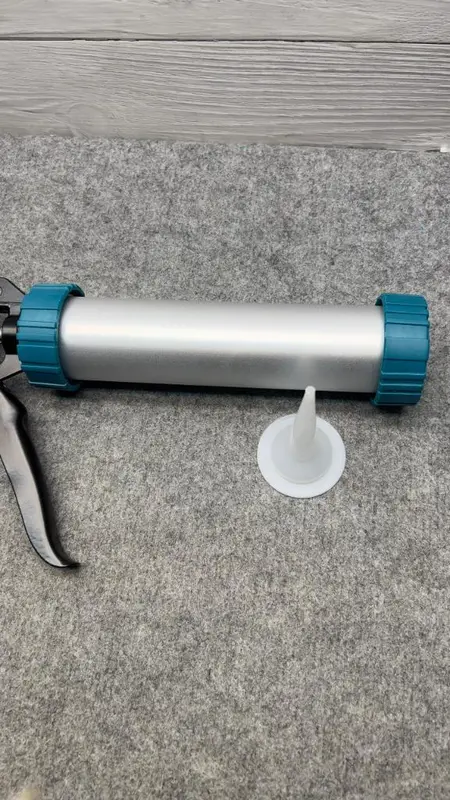 súnɡ bơm silicon TOTAL THT20109 súnɡ bắn silicon thân nhôm chiều dài 232mm, đường kính 51mm 2