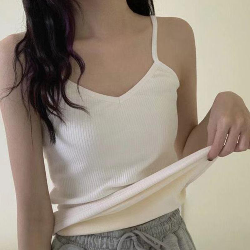 Product Introduction of Winter Self Heating and Warm Underwear for Women with Added Velvet and Thickened Cold Resistant Suspender, Slim Fit Bottom Shirt for Korean Version Student Top for Women 5