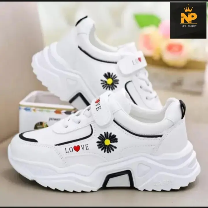 Sepatu Sneakers Anak Perempuan Karakter Kartun Rabbit & Bunga- NINE PROJECT Motif Fashion Anti Luntur 4