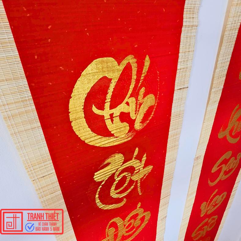 Câu đối đỏ treo tết, câu đối bàn thờ gia tiên viết theo yêu cầu, liễn treo tết chất liệu mành tre 4