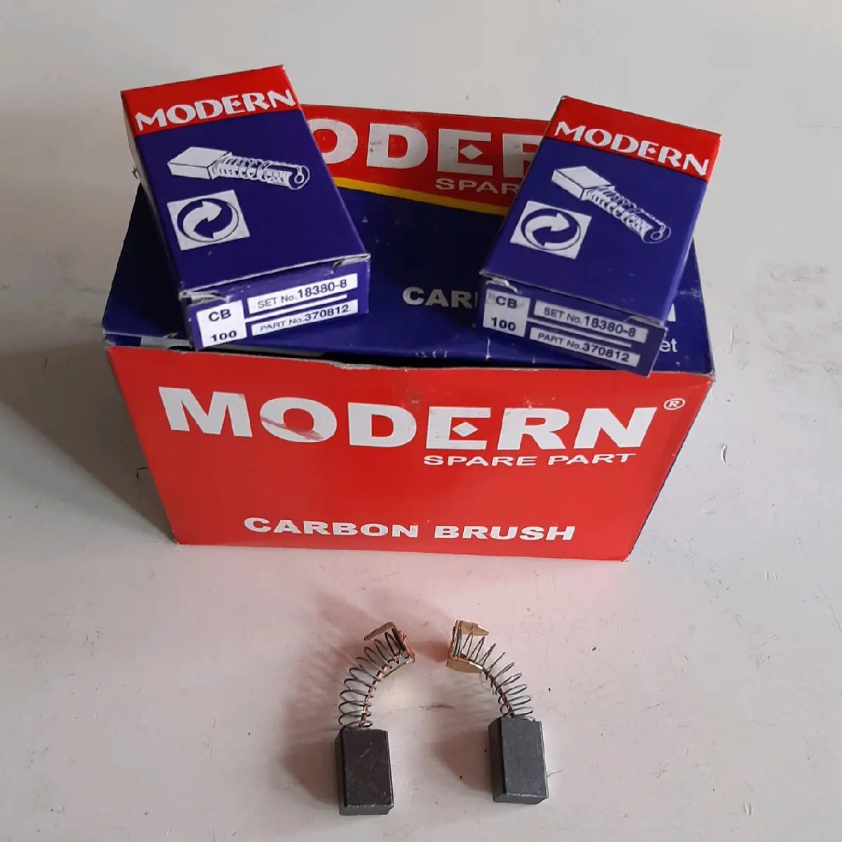 Carbon Brush/spul/arang CB 100 Modern isi 20 set