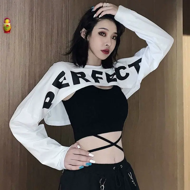 Áo croptop , kiểu áo ngoài in chữ bờ phếch phối áo trong có dây quấn eo cực xinh 2