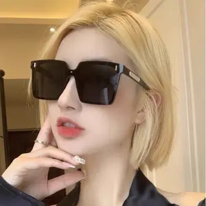 Phượng Mắt Kính