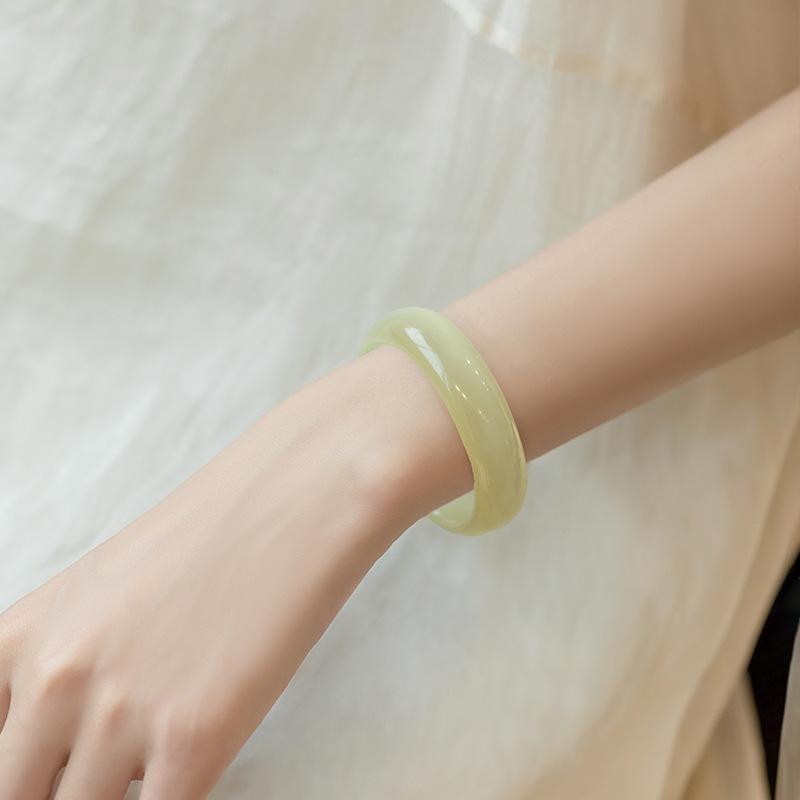 Product Introduction of Blue and white jade bracelet female round strip girl ice authentic Afghan jade bracelet young ice through light green 4
