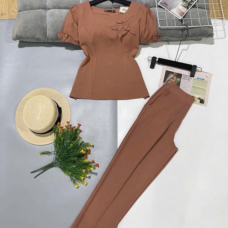 Đồ Bộ Trung Niên vải Thun carolan co giãn nhiều thoải mái kết Bông Em mới về ạ Nữ Women Top 8