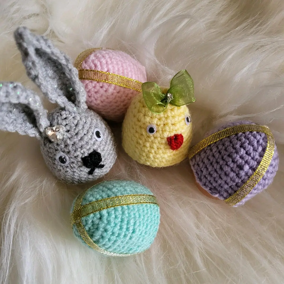Handmade crochet  Easter eggs cosy decoration Colorful Basket Ornaments