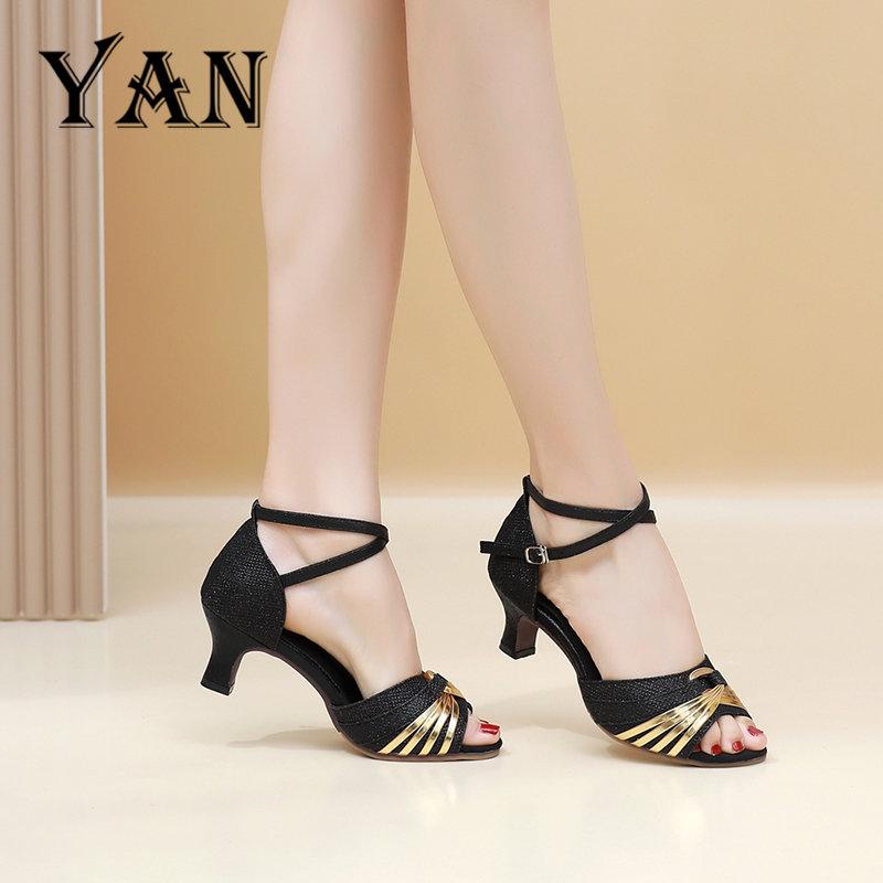 Product Introduction of YAN Sepatu Dance Wanita Sepatu Hak 5cm Sepatu Dansa Latin/ Line Dance 35