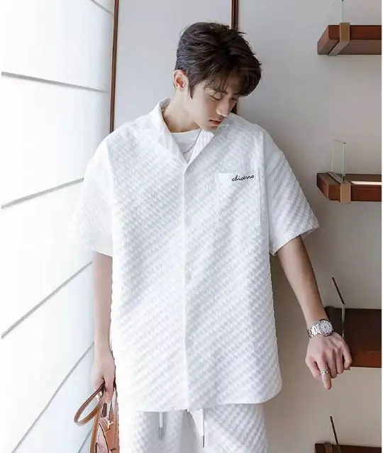bộ sơ mi cộc tay vải cotton xốp thêu chữ SMC-01 4