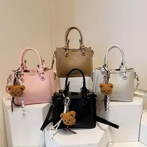 tas selempang wanita  Slingbag Wanita Tas Bahu Wanita FF COD 2680