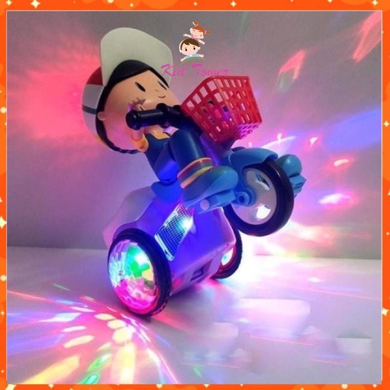 Đồ Chơi Cậu bé Shipper Em Bé Đạp Xe Xoay 360 Độ Có Đèn Và Phát Nhạc Vui Nhộn Dành Cho Bé
