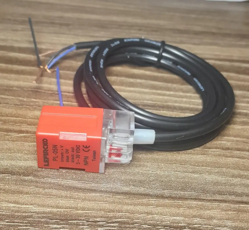 CẢM BIẾN TIỆM CẬN PL-05N (NO-NPN) 2