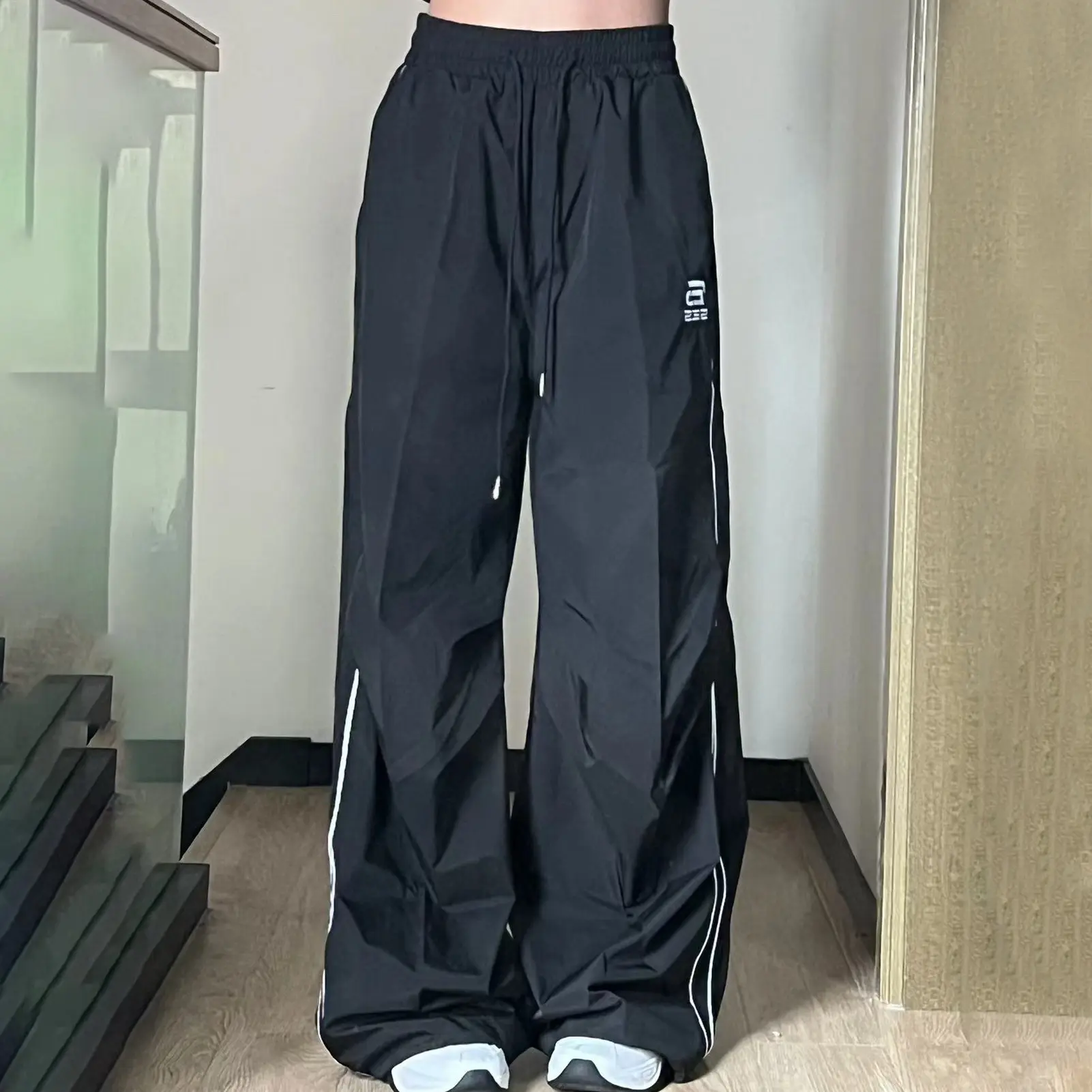 [HN]Unisex Sweatpants Drawstring Elastic Waist Wide Leg Oversized High Waist Solid Color Loose Vintage Pockets Smooth Quick Dry Soft Breathable Sports Pants Long Trousers