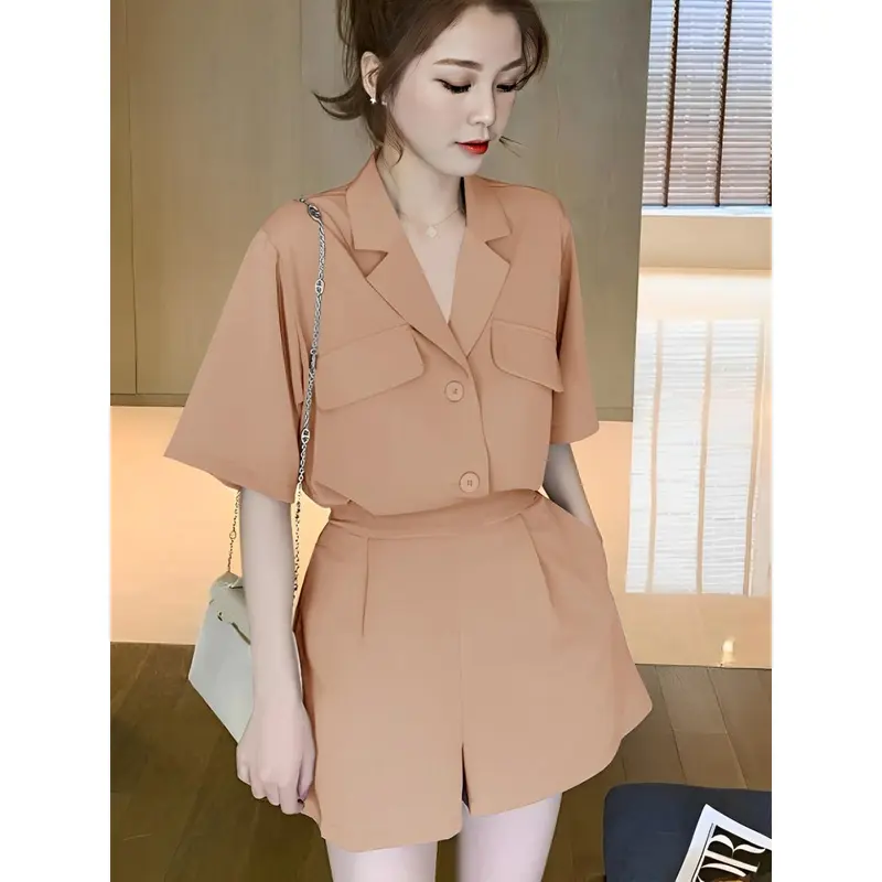 Miss Shop's - Set 2in1 Kemeja Lengan Pendek Kerah V-Neck Kancing Aktif Celana Pendek Pinggang Karet #4226 2