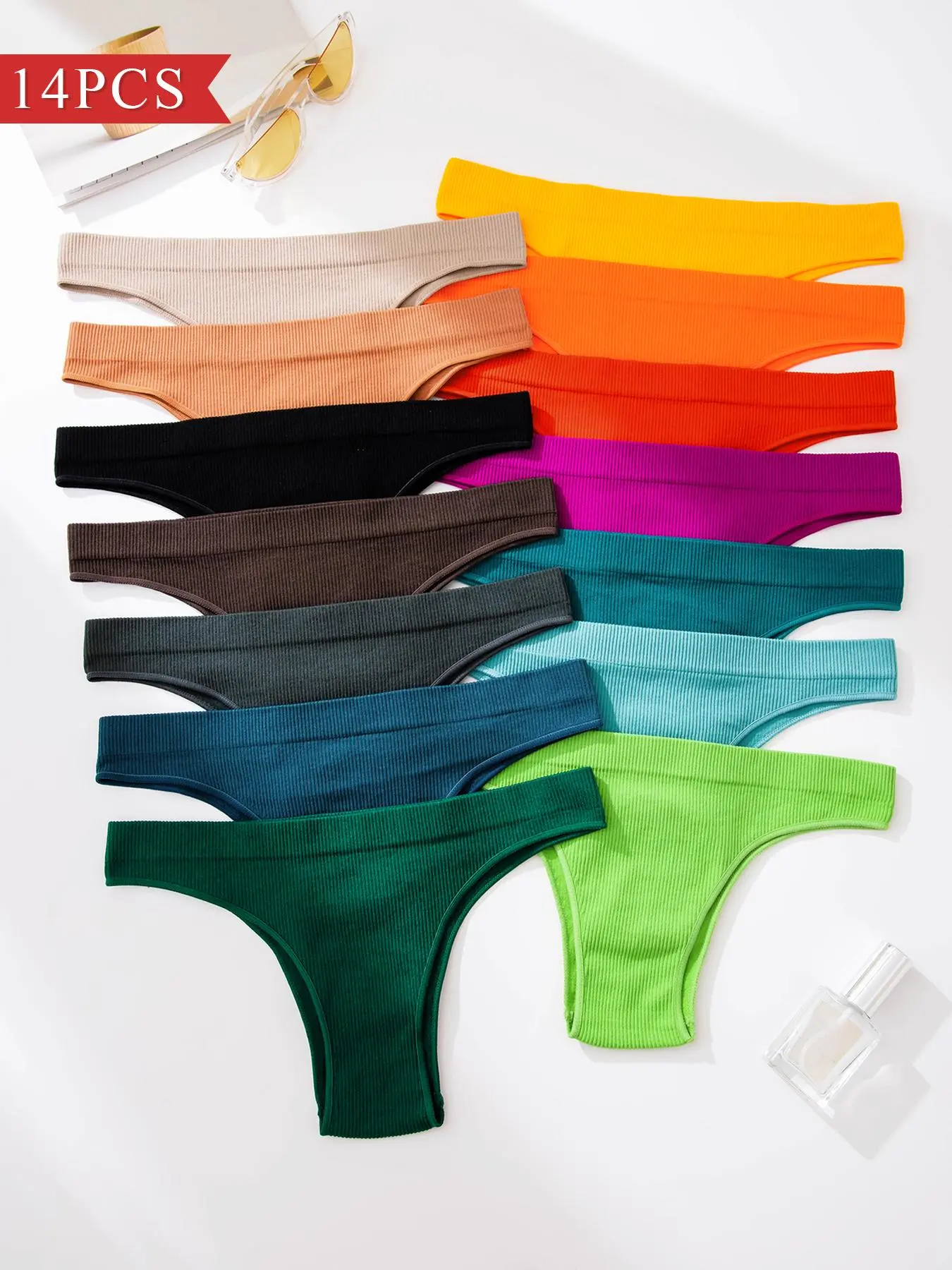 Women's Solid Color Brief, Soft Comfy Breathable Panty for Daily Wear, Underwear for All Seasons, Fit Clothing